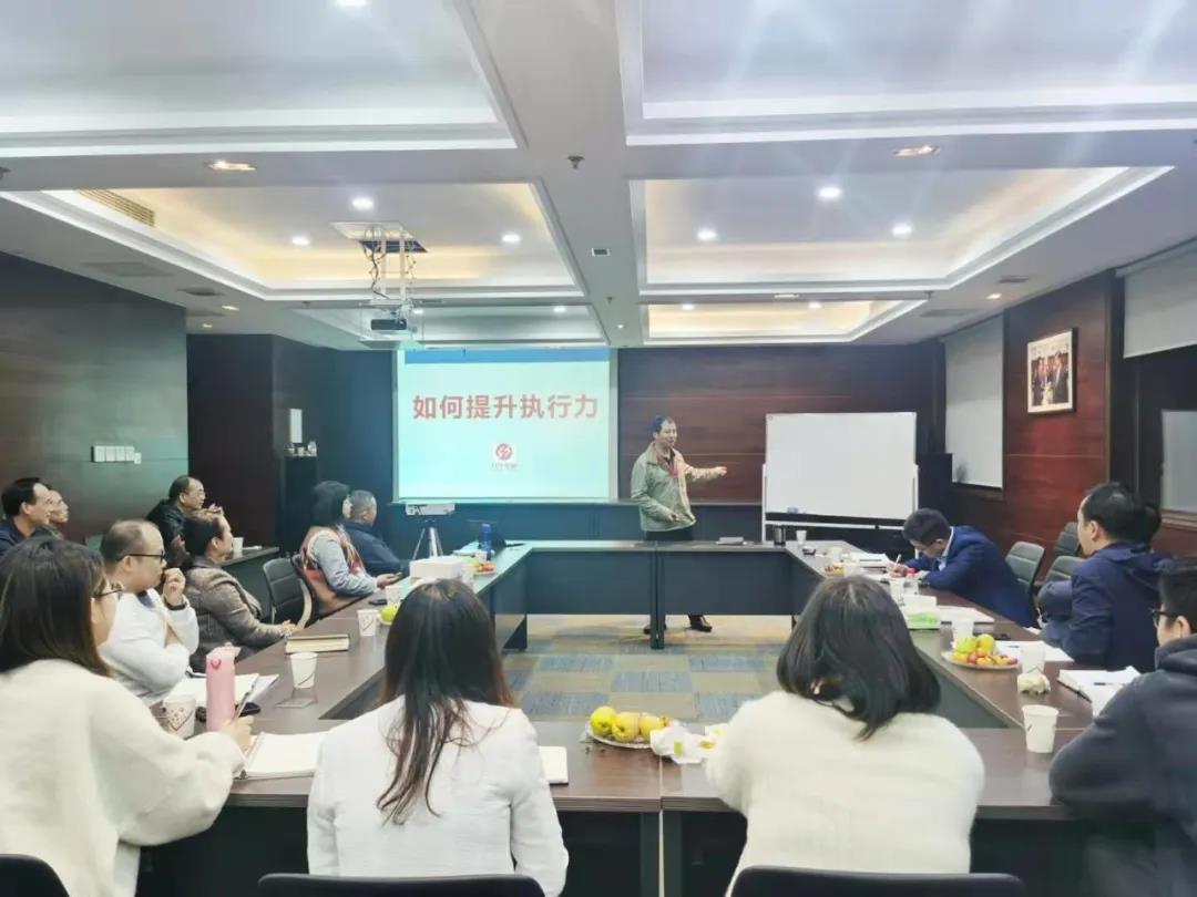 hjc888黄金城官网学院1.jpg